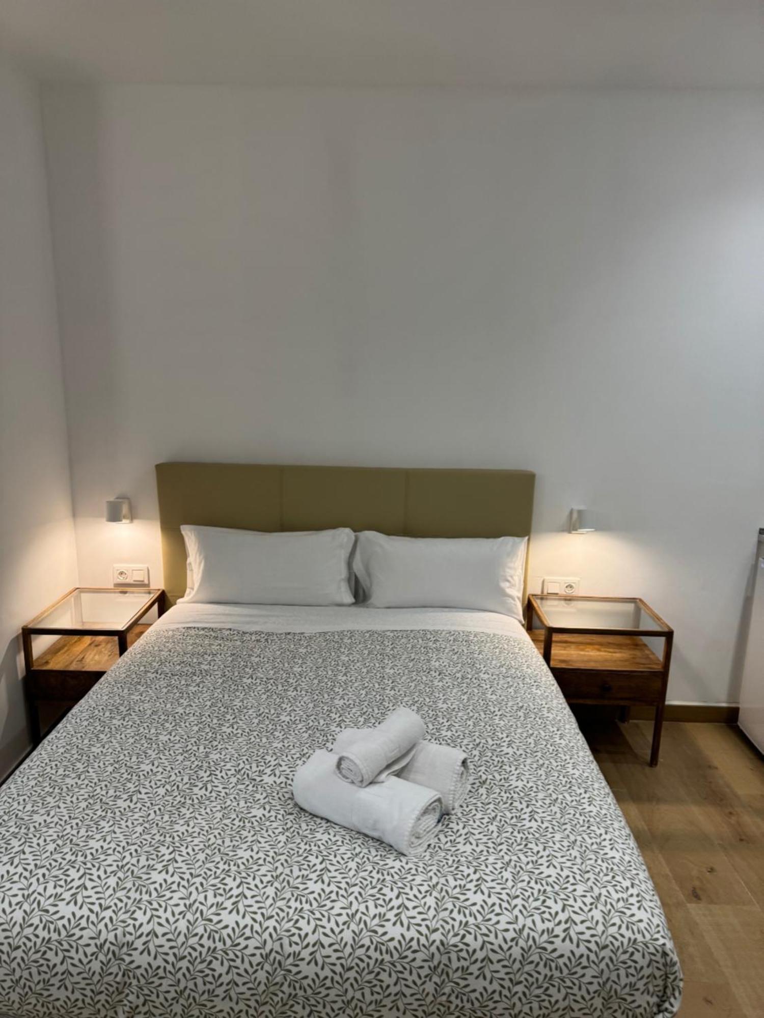 Alderete Suites Малага Экстерьер фото